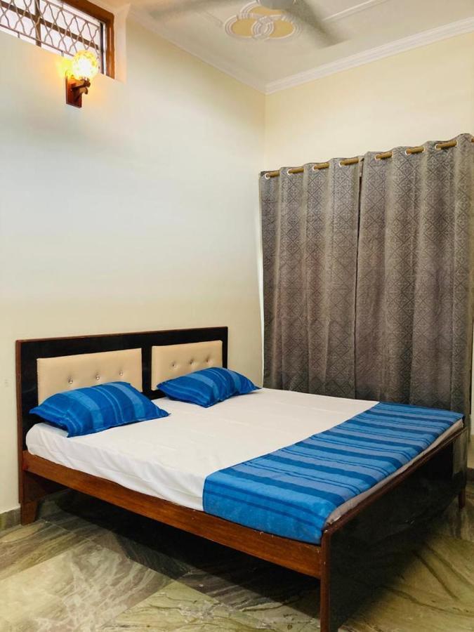 Paarijaat Homestay & Guesthouse Ayodhya Kültér fotó
